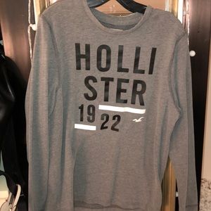 HOLLISTER SWEATER